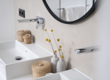 Make It Shine, Make It Last: Bathroom Cleaning That Delivers Benefits