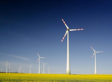 How Off-Peak Cleaning Can Help You Lower Energy Costs