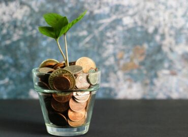 Using an Energy Cost Calculator to Plan Efficient Home Cleaning